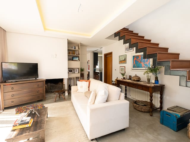 Casa com 560m² 3 quartos e 1 banheiro, à venda, no bairro Três Vendas em Pelotas