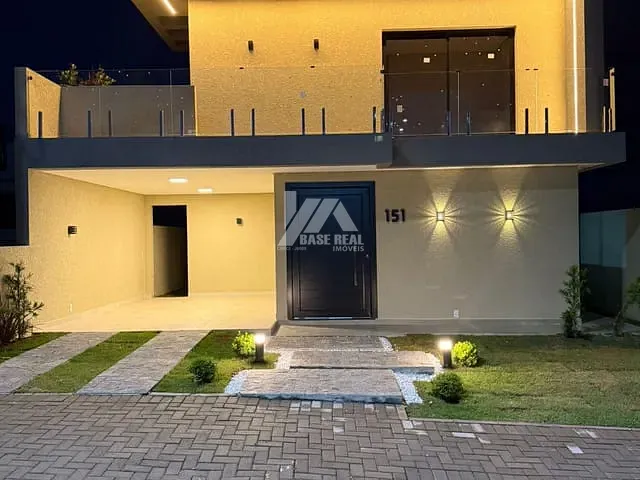 Casa com 200m² 3 quartos e 2 banheiros, à venda, no bairro Jardim Carvalho em Ponta Grossa