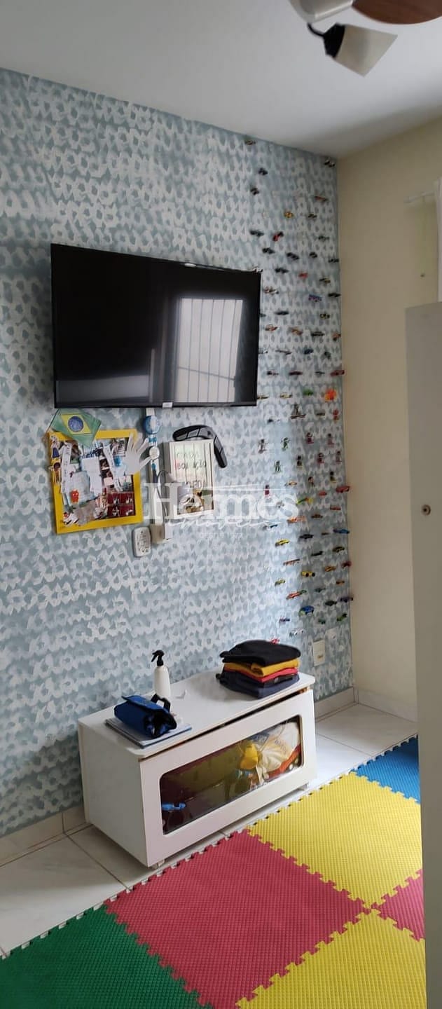 Casa à venda com 2 quartos, 72m² - Foto 12