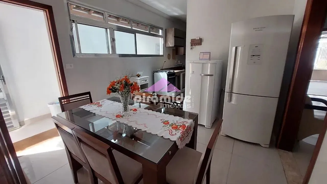 Casa, 3 quartos, 204 m² - Foto 34