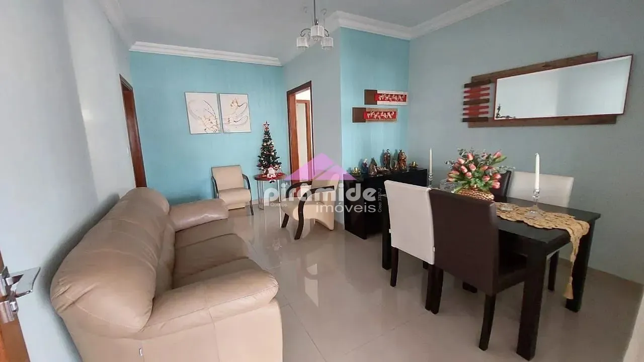 Casa, 3 quartos, 204 m² - Foto 1