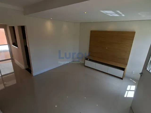 Casa com 150m² 3 quartos e 3 banheiros, à venda ou para alugar, no bairro Parque Nova Suíça em Valinhos