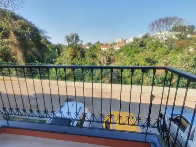 Casa com 150m² 3 quartos e 2 banheiros, à venda, no bairro Parque Nova Suíça em Valinhos