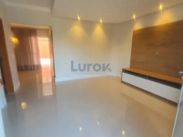 Casa com 150m² 3 quartos e 2 banheiros, à venda, no bairro Parque Nova Suíça em Valinhos