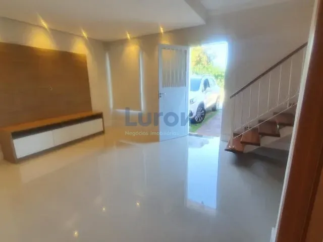 Casa com 150m² 3 quartos e 2 banheiros, à venda, no bairro Parque Nova Suíça em Valinhos