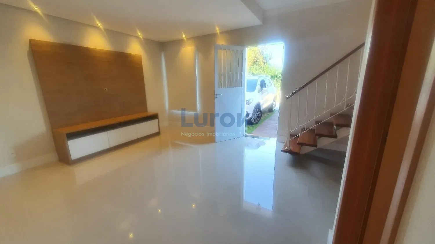 Casa, 3 quartos, 112 m² - Foto 1