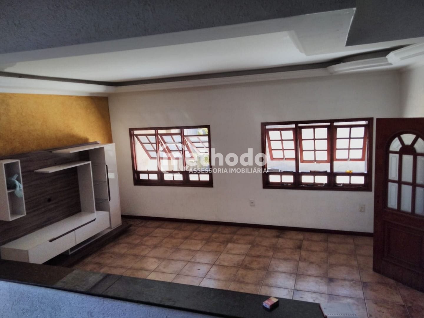 Casa, 3 quartos, 227 m² - Foto 1