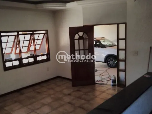 Casa com 360m² 3 quartos e 3 banheiros, à venda, no bairro Vila Aeroporto em Campinas