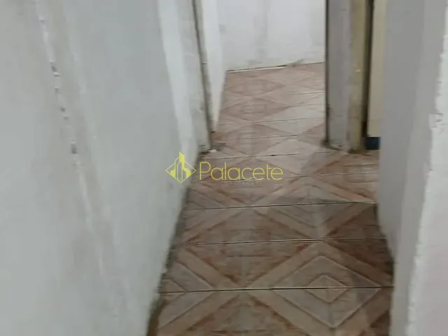 Casa com 88m² 2 quartos e 1 banheiro, à venda, no bairro Triângulo em Pindamonhangaba