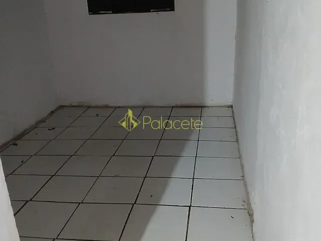 Casa com 88m² 2 quartos e 1 banheiro, à venda, no bairro Triângulo em Pindamonhangaba