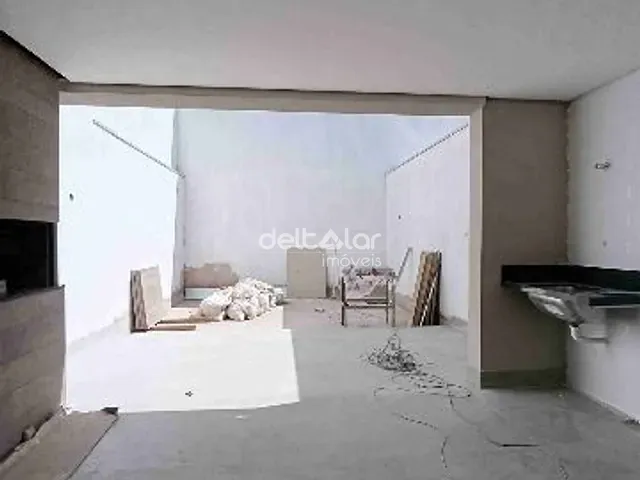 Casa com 156m² 4 quartos e 3 banheiros, à venda, no bairro Jaraguá em Belo Horizonte
