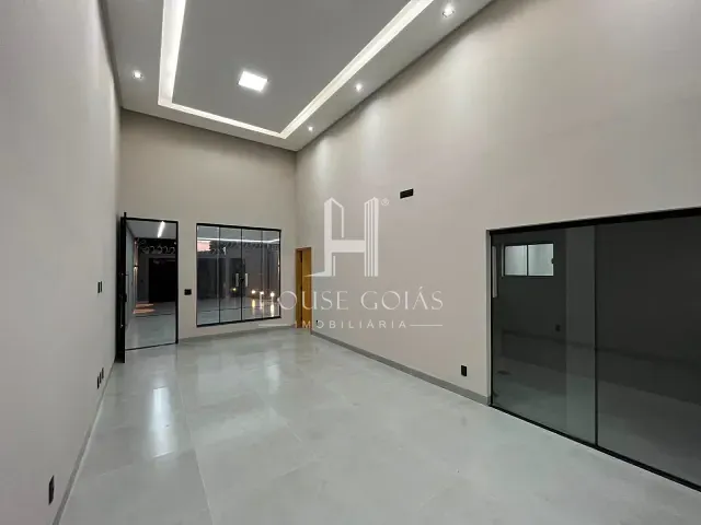 Casa com 263m² 3 quartos e 4 banheiros, à venda, no bairro Parque João Braz - Cidade Industrial em Goiânia