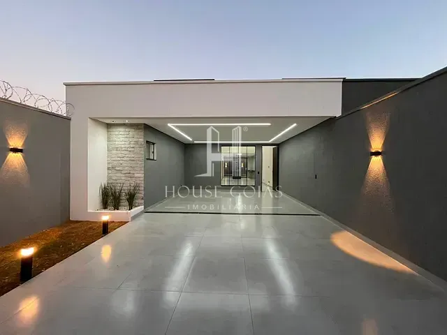 Casa com 263m² 3 quartos e 4 banheiros, à venda, no bairro Parque João Braz - Cidade Industrial em Goiânia