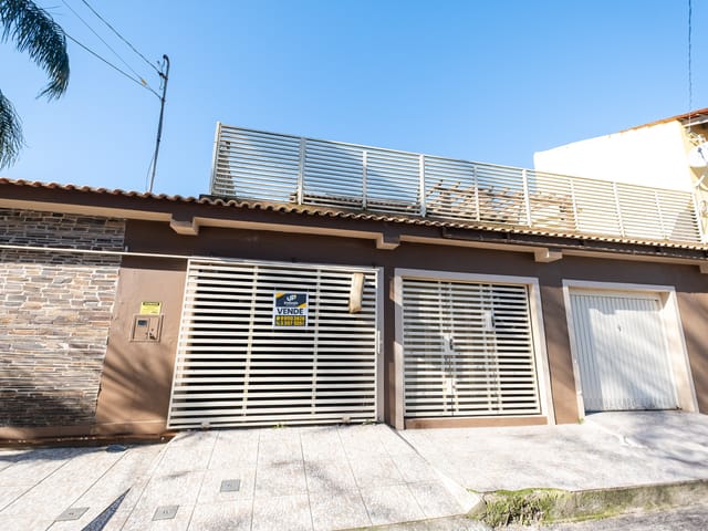 Casa 2 quartos e 2 banheiros, à venda, no bairro Areal em Pelotas