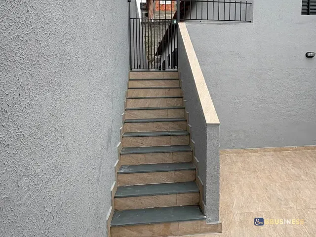 Casa 2 quartos e 2 banheiros, para alugar, no bairro Cidade Intercap em Taboão da Serra