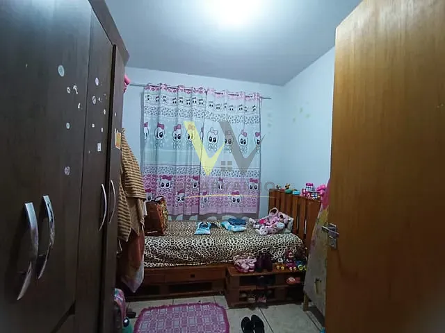 Casa com 600m² 3 quartos e 3 banheiros, à venda, no bairro Centro em Anápolis