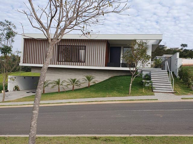 Casa com 1000m² 4 quartos e 6 banheiros, à venda, no bairro Loteamento Residencial Pedra Alta (Sousas) em Campinas