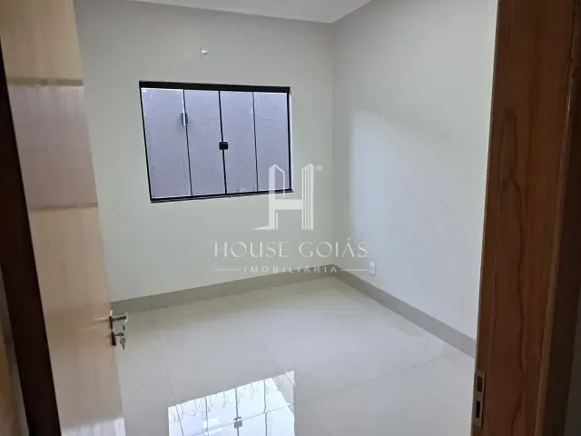 Casa com 180m² 3 quartos e 2 banheiros, à venda, no bairro Setor Conde dos Arcos em Aparecida de Goiânia