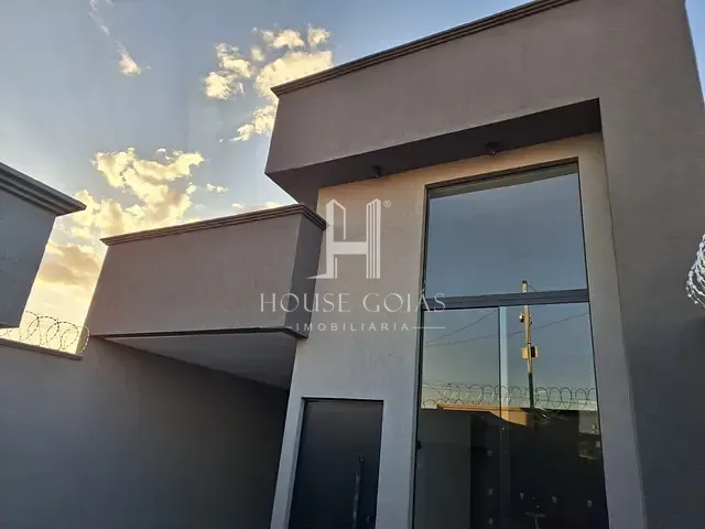 Casa com 180m² 3 quartos e 2 banheiros, à venda, no bairro Setor Conde dos Arcos em Aparecida de Goiânia