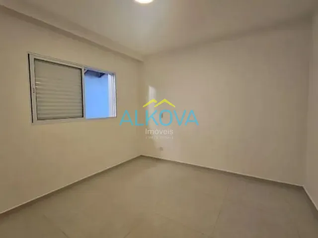 Casa 3 quartos e 3 banheiros, à venda, no bairro Jardim das Indústrias em São José dos Campos