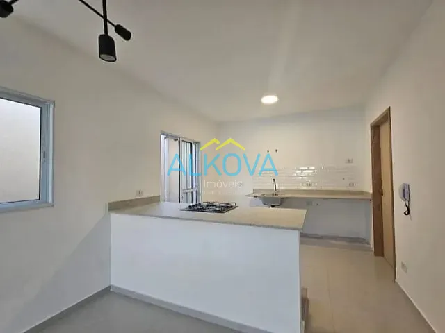 Casa 3 quartos e 3 banheiros, à venda, no bairro Jardim das Indústrias em São José dos Campos