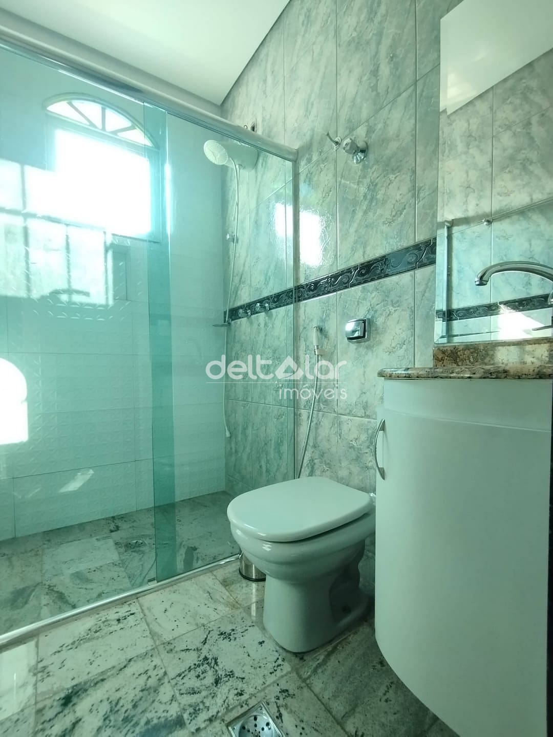Casa à venda com 4 quartos, 309m² - Foto 9