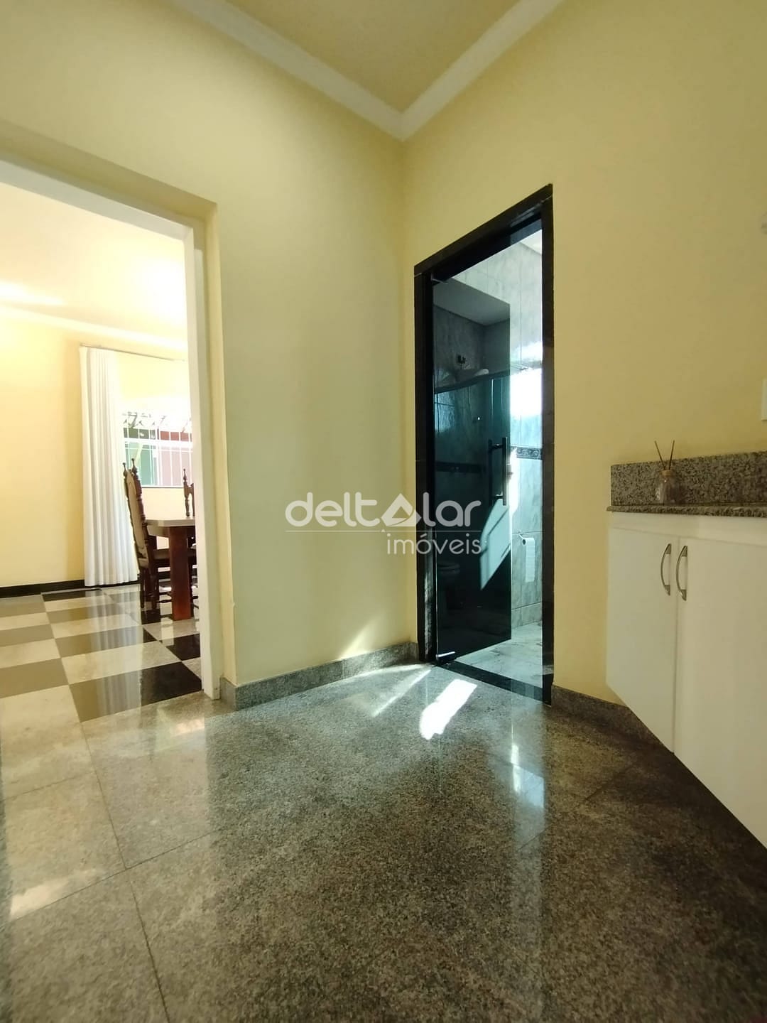 Casa à venda com 4 quartos, 309m² - Foto 11
