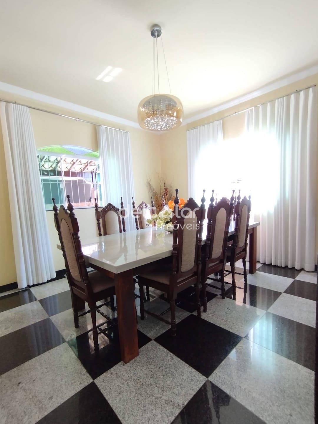 Casa à venda com 4 quartos, 309m² - Foto 15