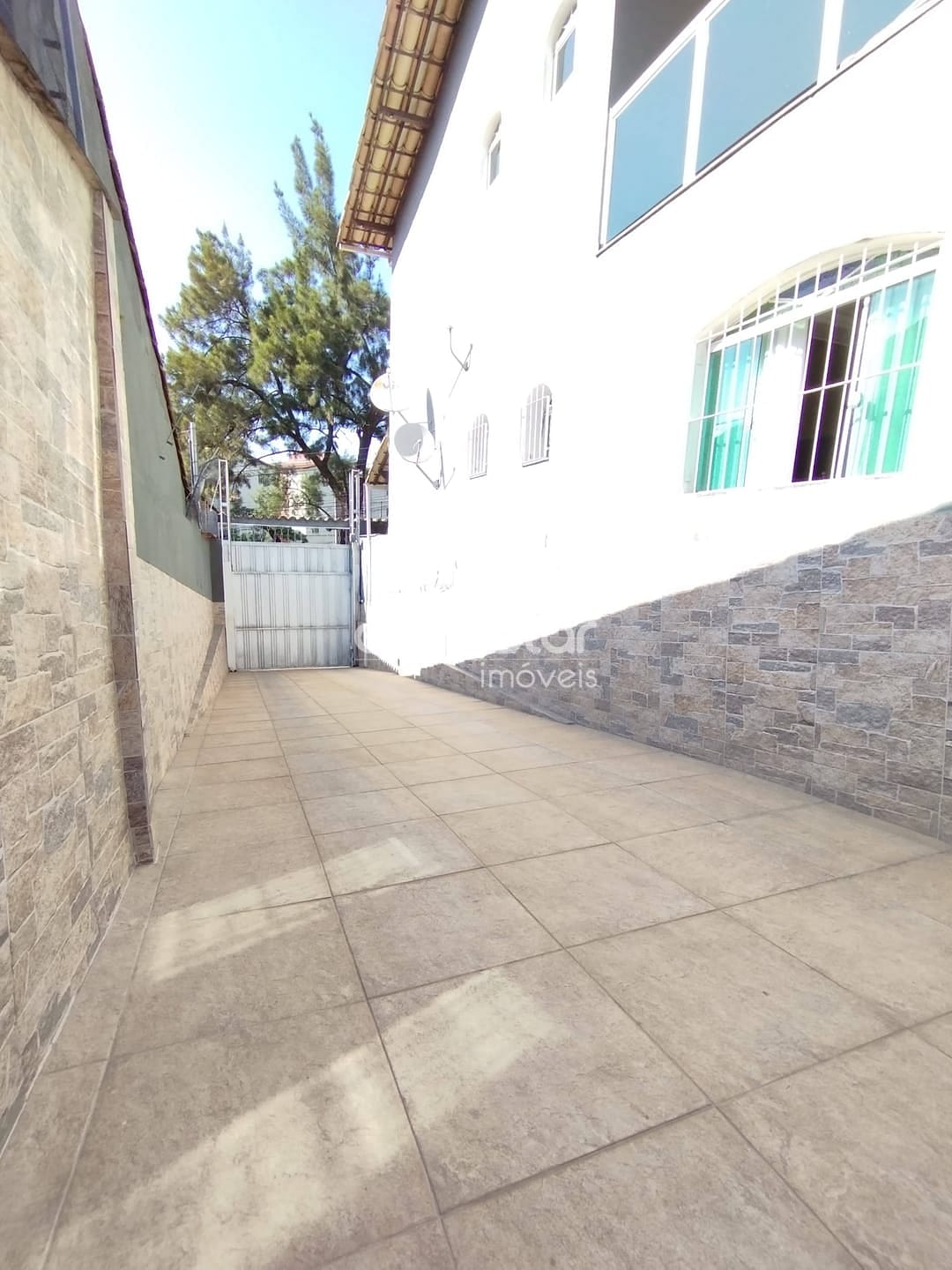 Casa à venda com 4 quartos, 309m² - Foto 20