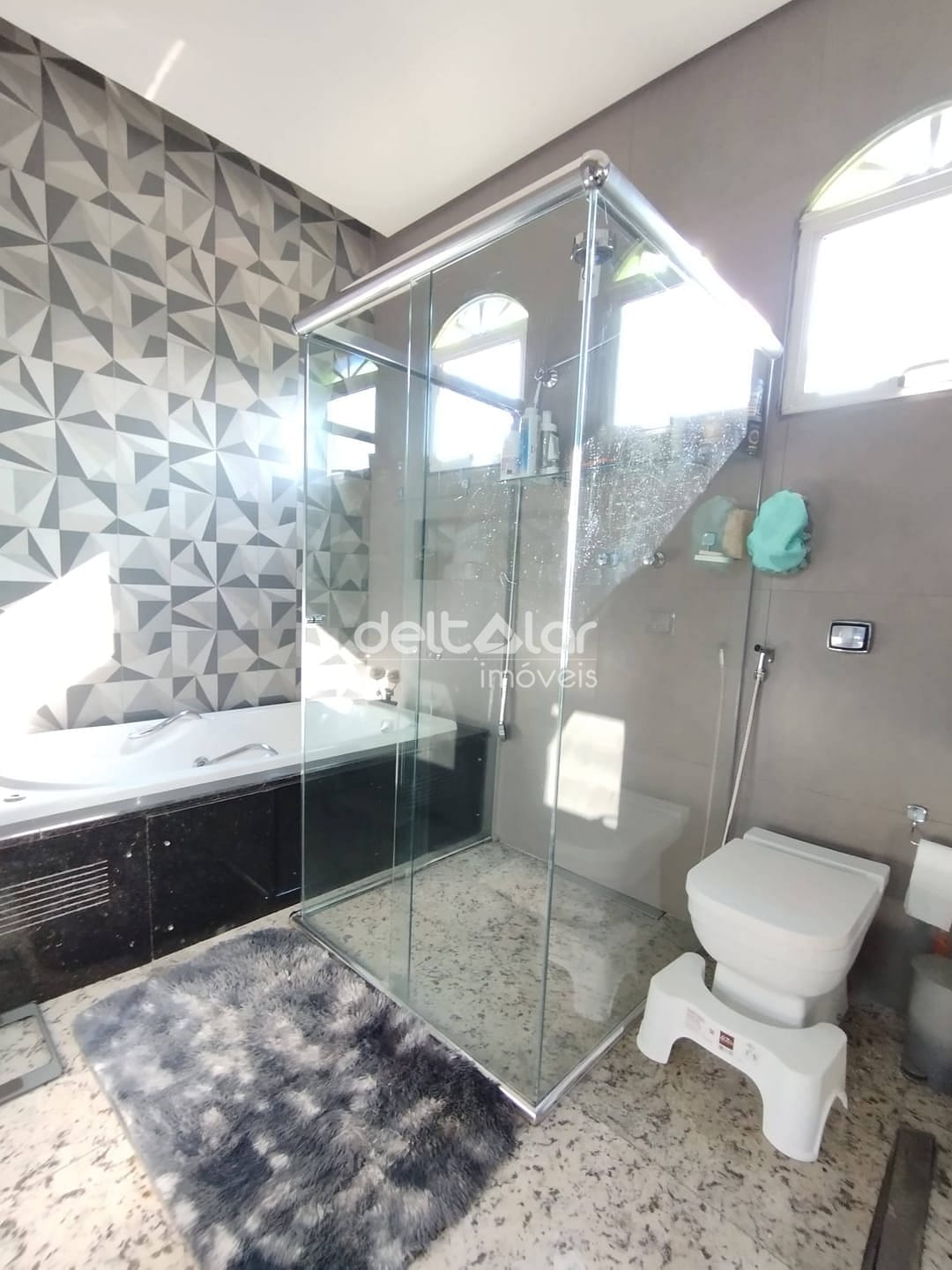 Casa à venda com 4 quartos, 309m² - Foto 39