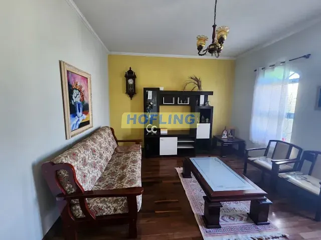 Casa com 300m² 3 quartos e 2 banheiros, à venda, no bairro Jardim América em Rio Claro