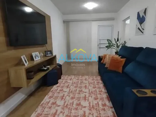 Casa 3 quartos e 2 banheiros, à venda, no bairro Jardim das Flores em São José dos Campos
