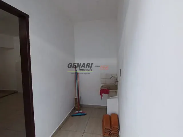 Casa com 65m² 2 quartos e 1 banheiro, para alugar, no bairro Jardim Dom Bosco em Indaiatuba