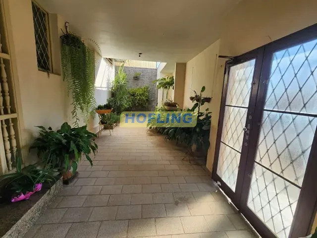 Casa com 1373m² 3 quartos e 2 banheiros, à venda, no bairro Jardim Claret em Rio Claro