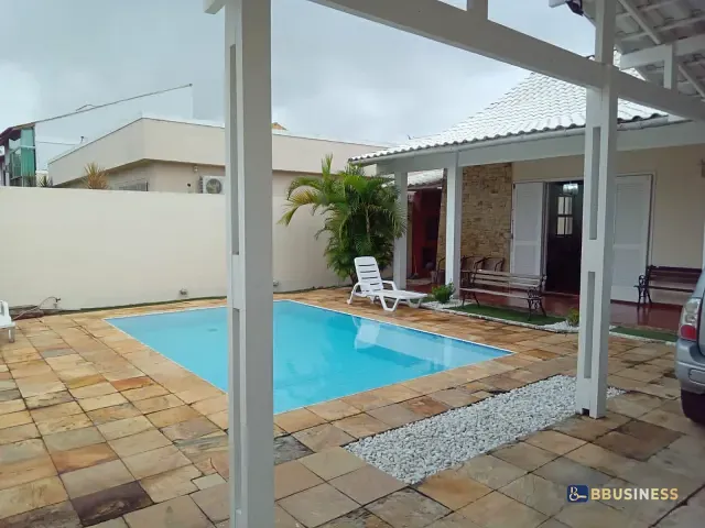 Casa 4 quartos e 4 banheiros, à venda, no bairro Parque Rosário em Campos dos Goytacazes