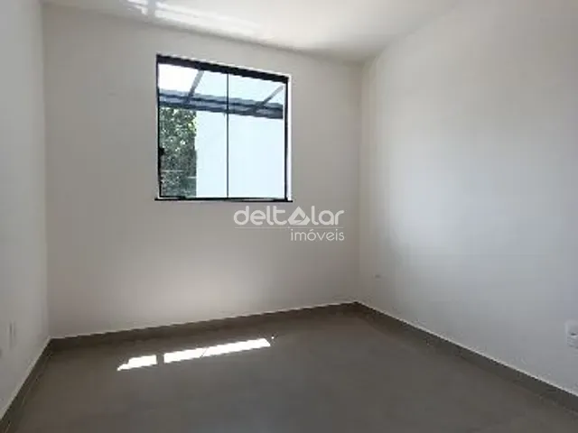 Casa com 122m² 2 quartos e 3 banheiros, à venda, no bairro Santa Mônica em Belo Horizonte