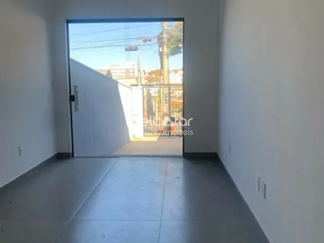 Casa com 122m² 2 quartos e 3 banheiros, à venda, no bairro Santa Mônica em Belo Horizonte