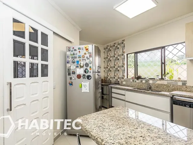 Casa com 94m² 3 quartos e 5 banheiros, à venda, no bairro Boa Vista em Curitiba