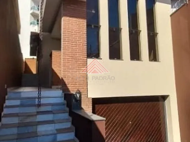 Casa com 230m² 3 quartos e 4 banheiros, à venda, no bairro Jardim Pedroso em Mauá