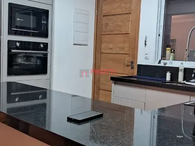 Casa 3 quartos e 3 banheiros, à venda, no bairro Rudge Ramos em São Bernardo do Campo