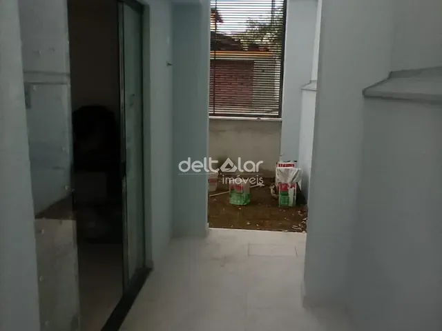 Casa com 112m² 3 quartos e 2 banheiros, à venda, no bairro Planalto em Belo Horizonte