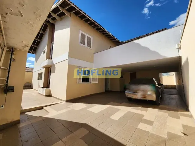 Casa com 630m² 4 quartos e 7 banheiros, à venda, no bairro Cidade Claret em Rio Claro