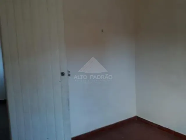 Casa com 300m² 3 quartos e 1 banheiro, à venda, no bairro Vila Santa Rosa em Mauá