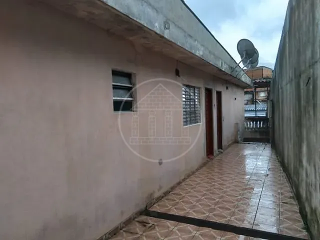 Casa com 333m² 6 quartos e 3 banheiros, à venda, no bairro Jardim Santa Rita em São Paulo