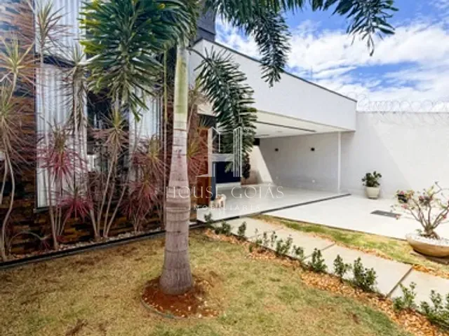 Casa com 250m² 3 quartos e 3 banheiros, à venda, no bairro Residencial Kátia em Goiânia