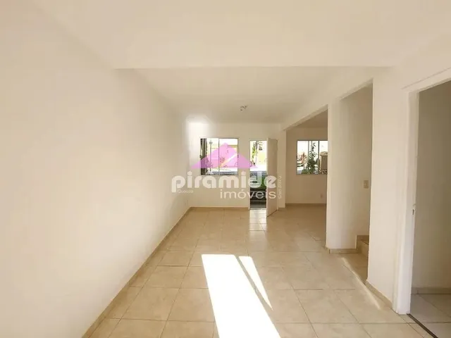 Casa com 150m² 3 quartos e 2 banheiros, à venda, no bairro Urbanova em São José Dos Campos