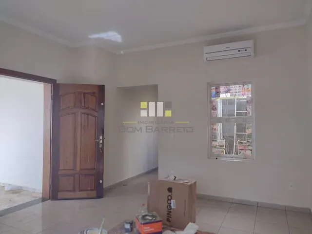 Casa com 270m² 3 quartos e 2 banheiros, à venda, no bairro Vila Menuzzo em Sumaré