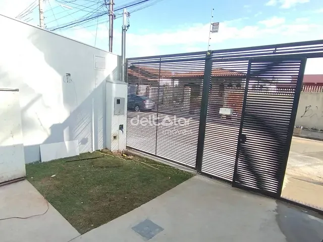 Casa com 96m² 3 quartos e 2 banheiros, à venda, no bairro Planalto em Belo Horizonte