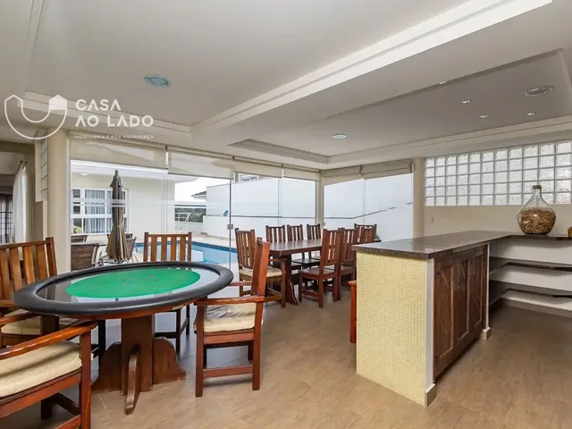 Casa com 559m² 4 quartos e 7 banheiros, à venda, no bairro Taboão em Curitiba
