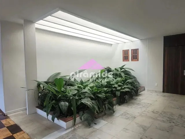 Casa com 510m² 3 quartos e 4 banheiros, para alugar, no bairro Jardim Esplanada em São José Dos Campos